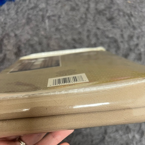 BNIB Window Panel Set! - Picture 6 of 11